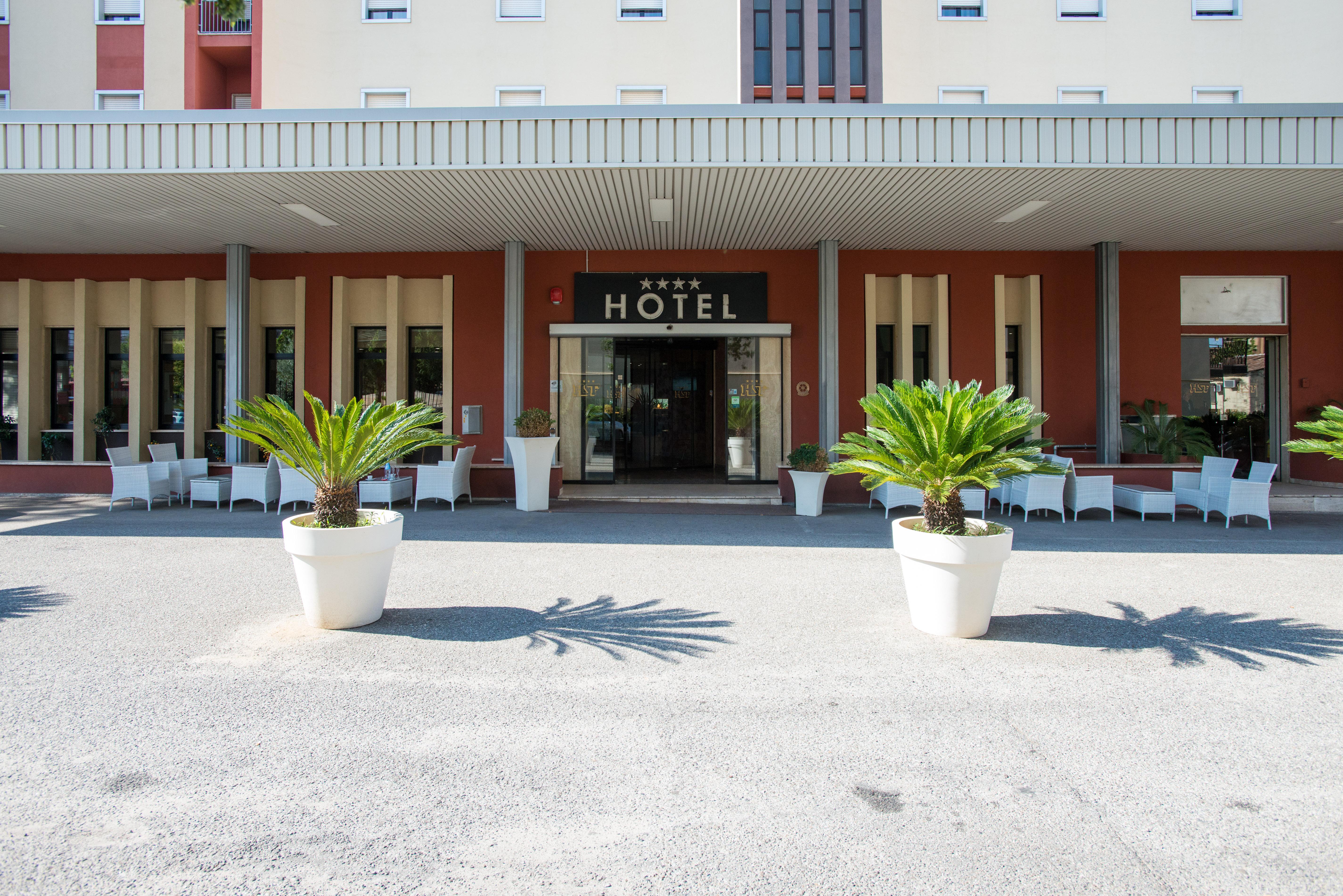 Hotel San Francesco Ренде Екстер'єр фото